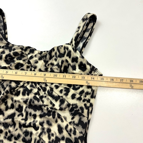 Lands End Women’s 8L Tan Black Cheetah Print One Piece Swimsuit Slimming w/ Bra - Picture 9 of 12